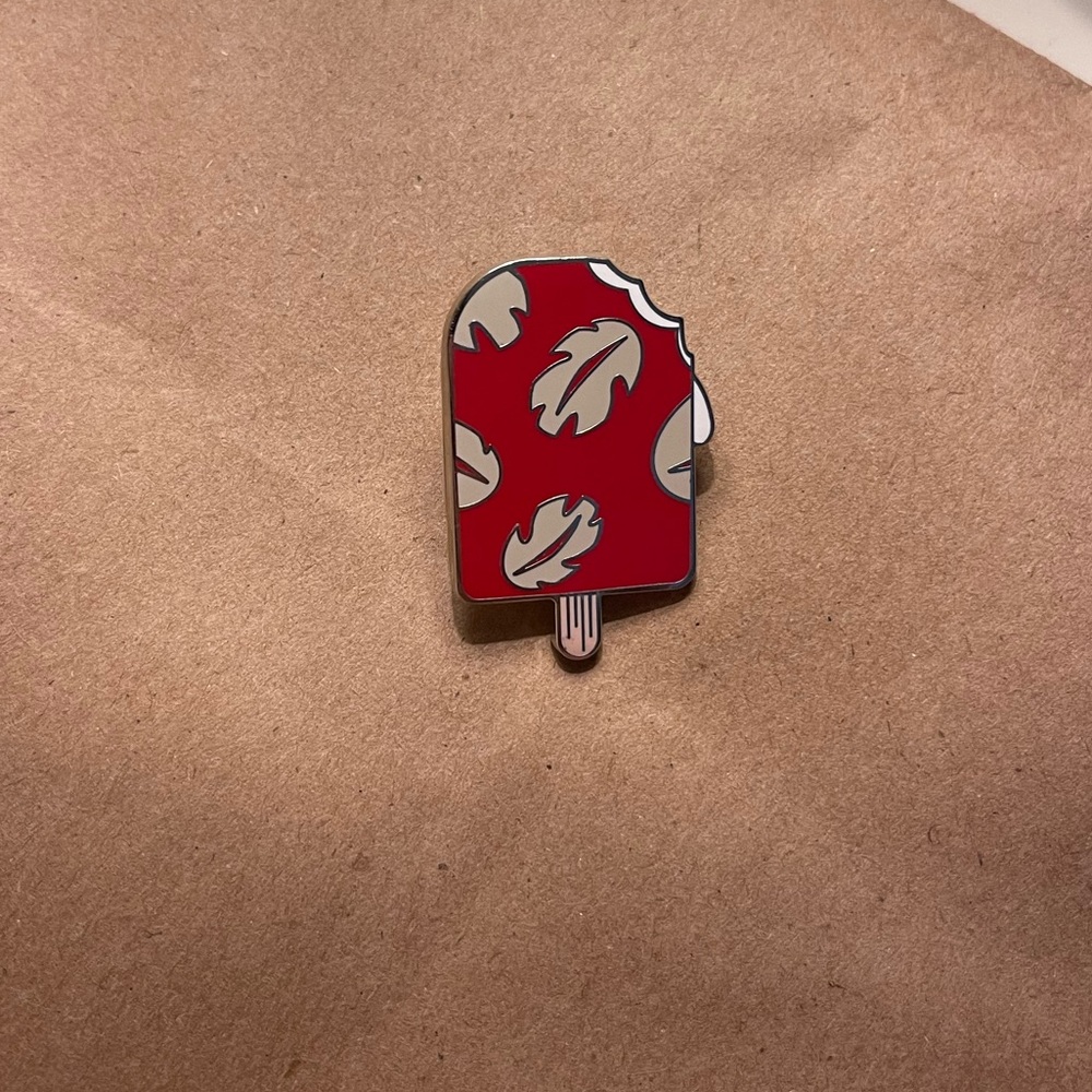 Disney Ice Cream Mystery Pin - Lilo